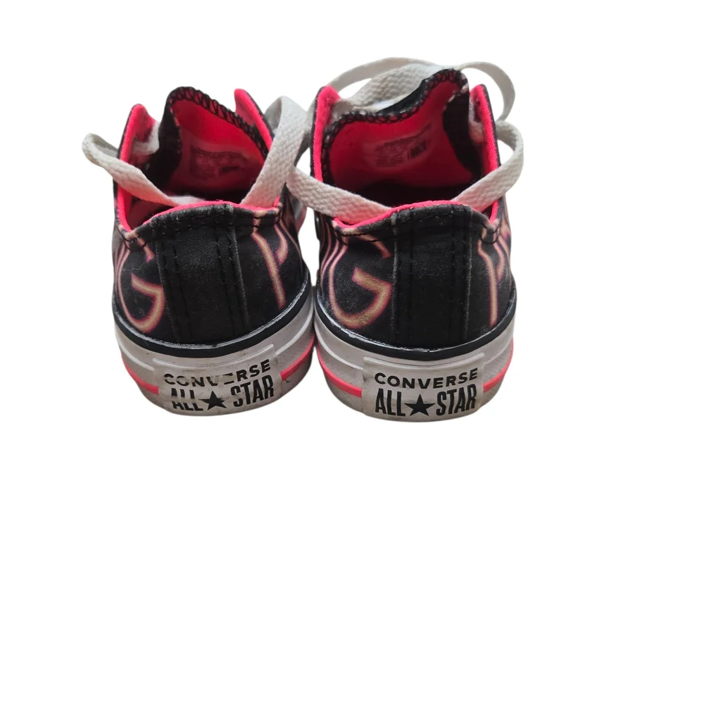 Converse chic sneakers